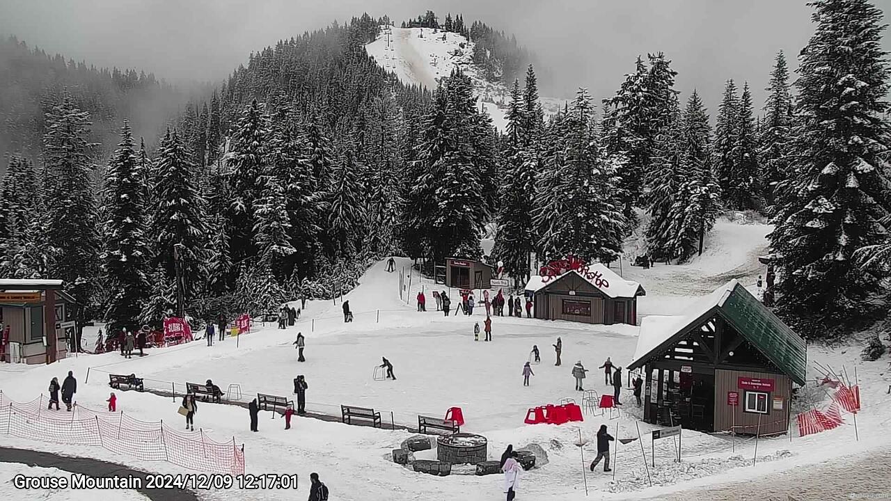 Webcam frame from Grouse Mountain at 2024/12/09 12:00