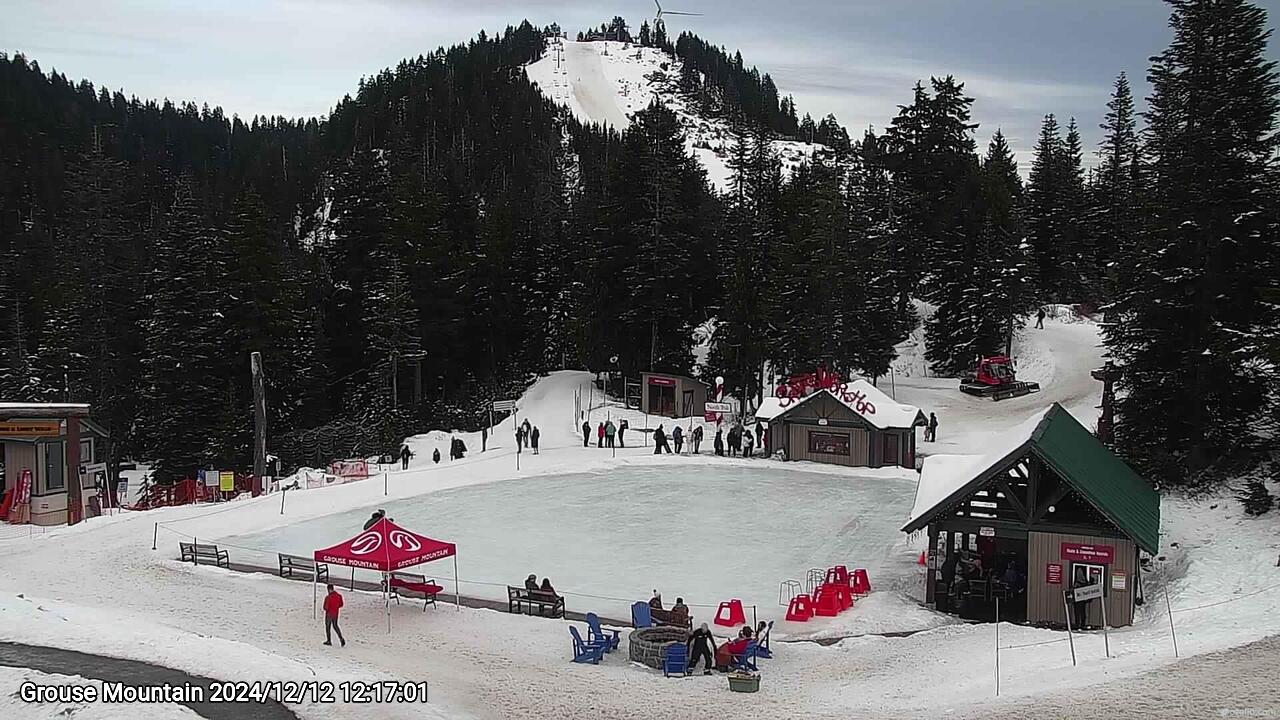 Webcam frame from Grouse Mountain at 2024/12/12 12:00