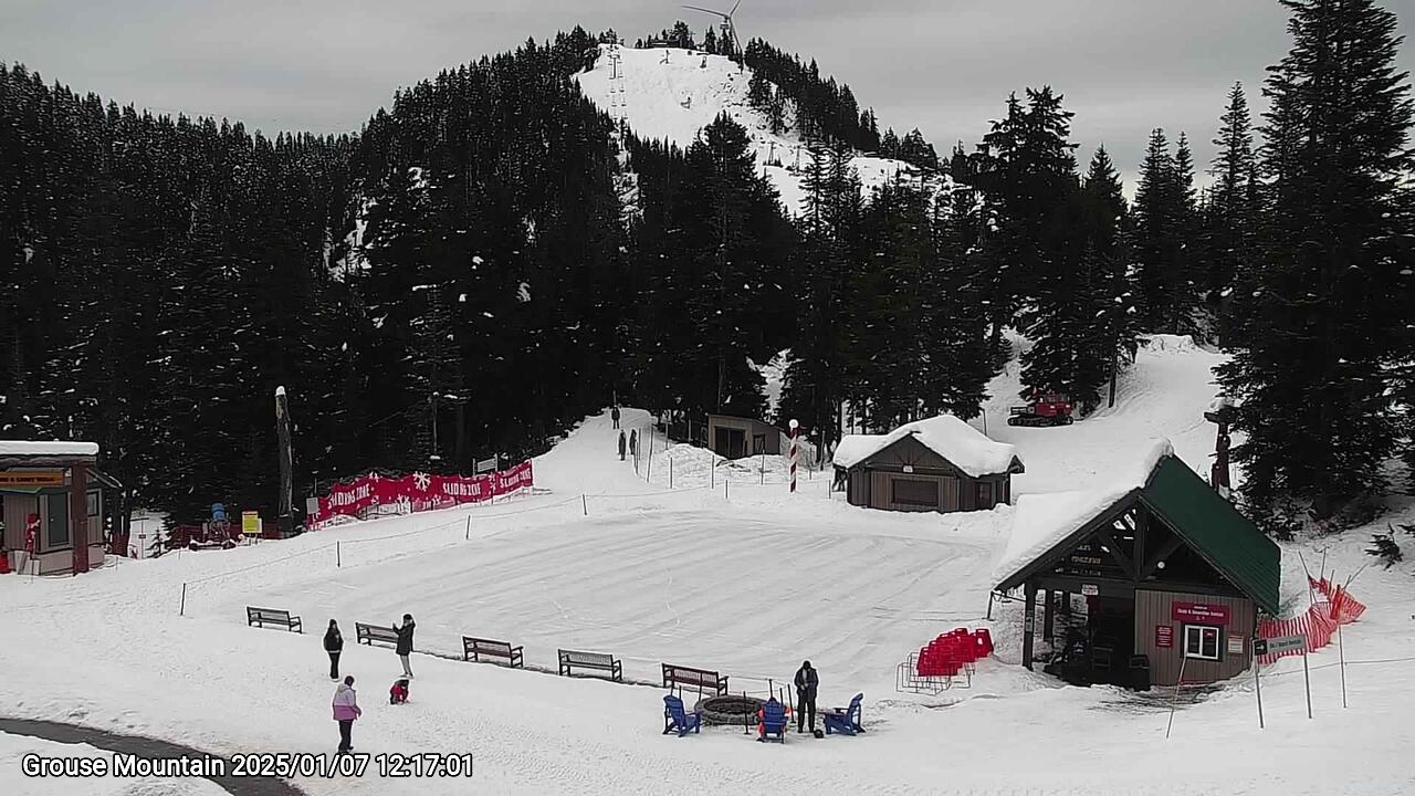 Webcam frame from Grouse Mountain at 2025/01/07 12:00