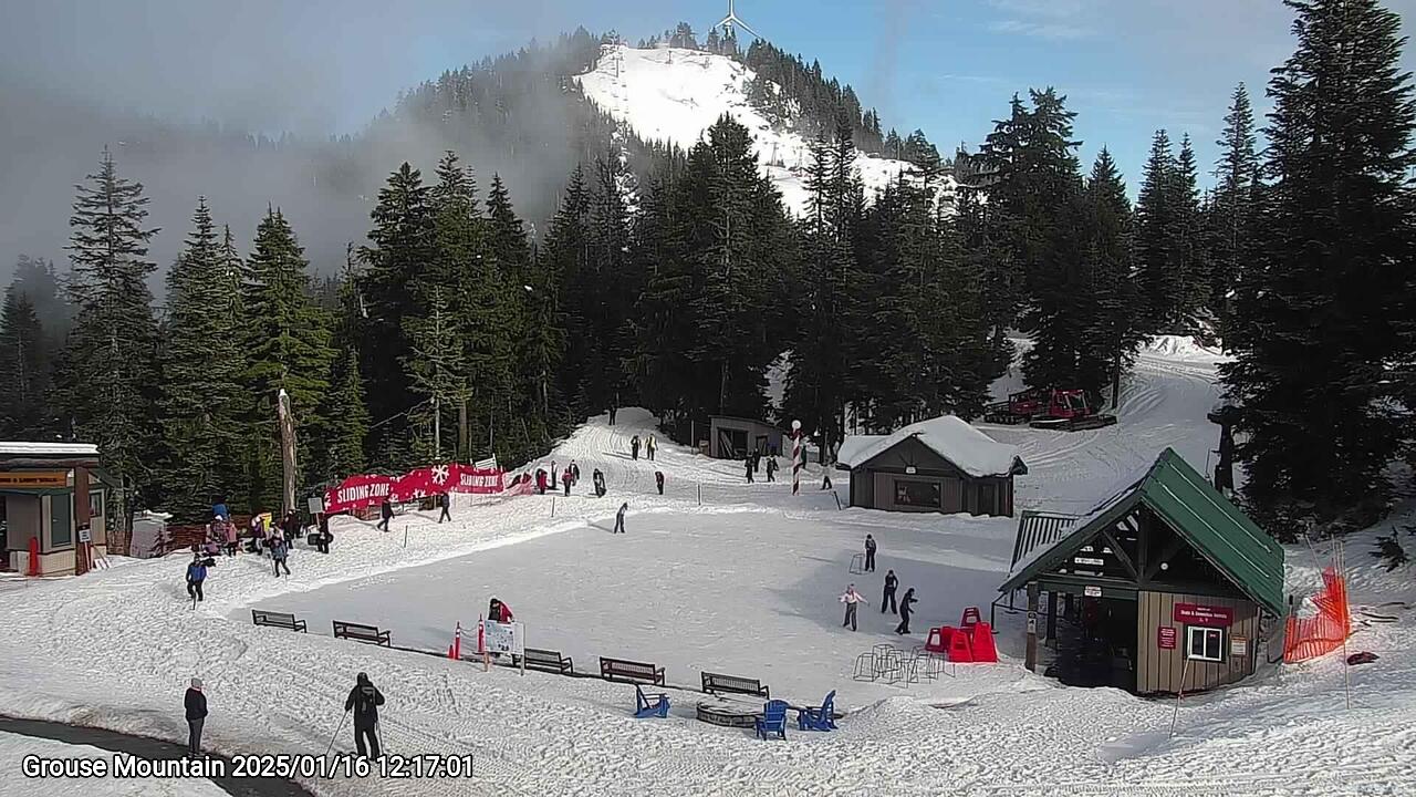 Webcam frame from Grouse Mountain at 2025/01/16 12:00