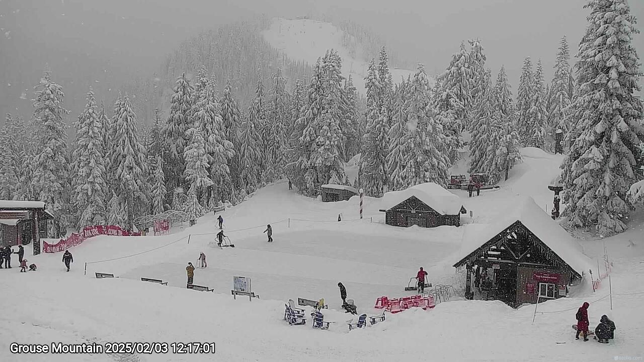 Webcam frame from Grouse Mountain at 2025/02/03 12:00