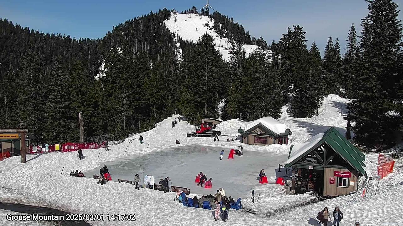 Webcam frame from Grouse Mountain on 2025/03/01