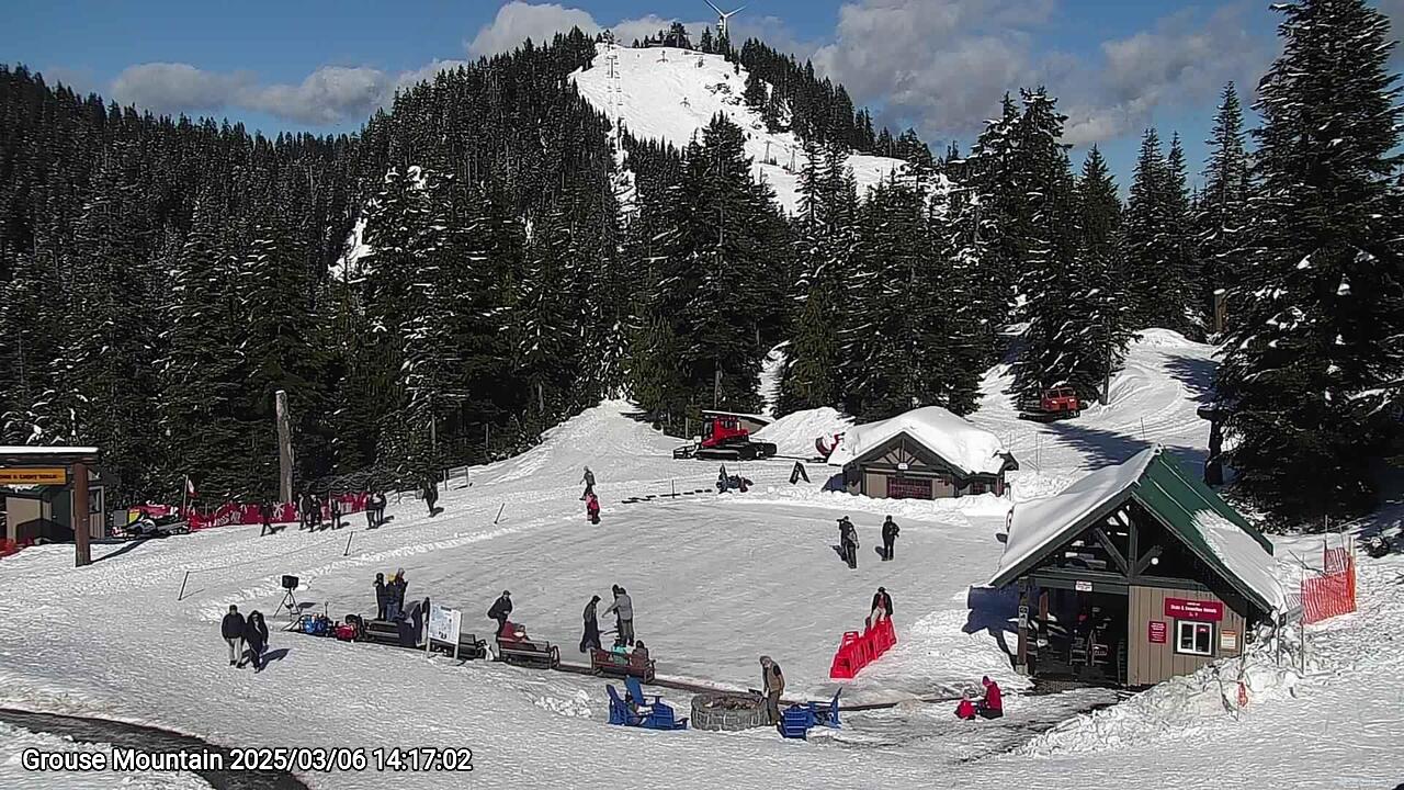 Webcam frame from Grouse Mountain on 2025/03/06