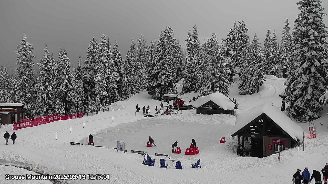 Webcam frame from Grouse Mountain at 2025/03/13 12:00
