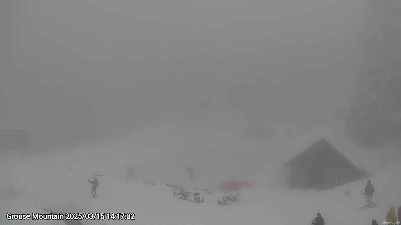 Webcam frame from Grouse Mountain on 2025/03/15
