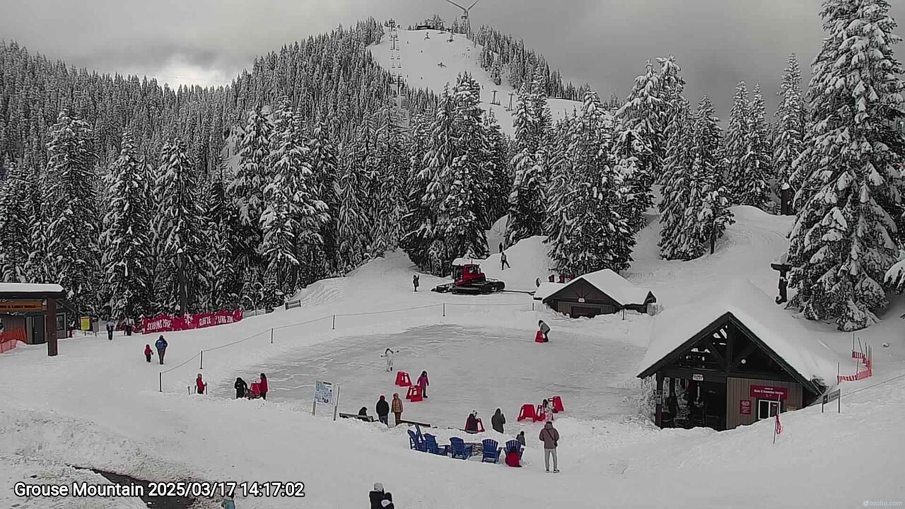 Webcam frame from Grouse Mountain on 2025/03/17