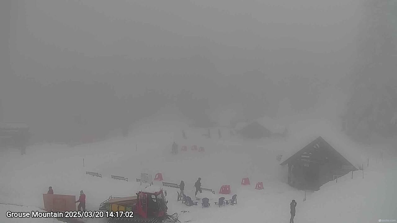 Webcam frame from Grouse Mountain on 2025/03/20