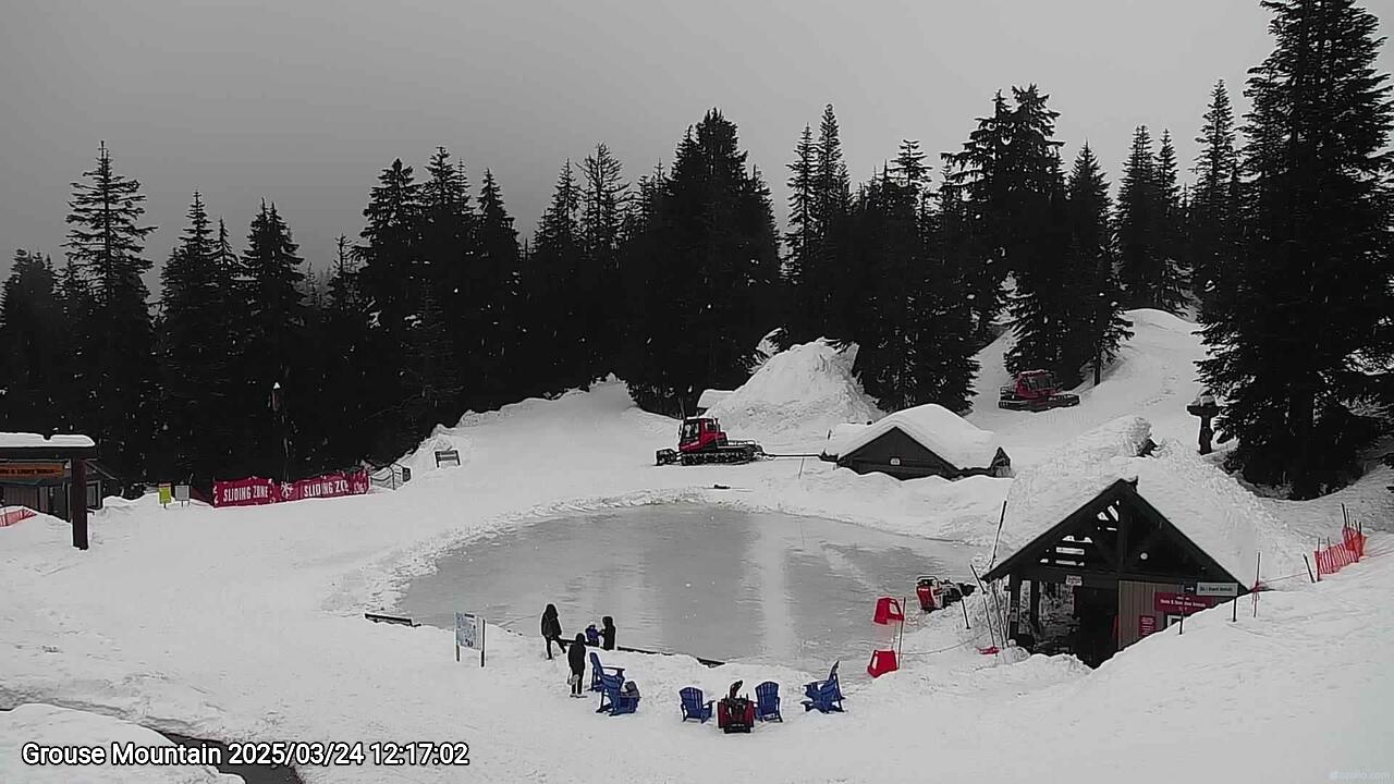 Webcam frame from Grouse Mountain at 2025/03/24 12:00
