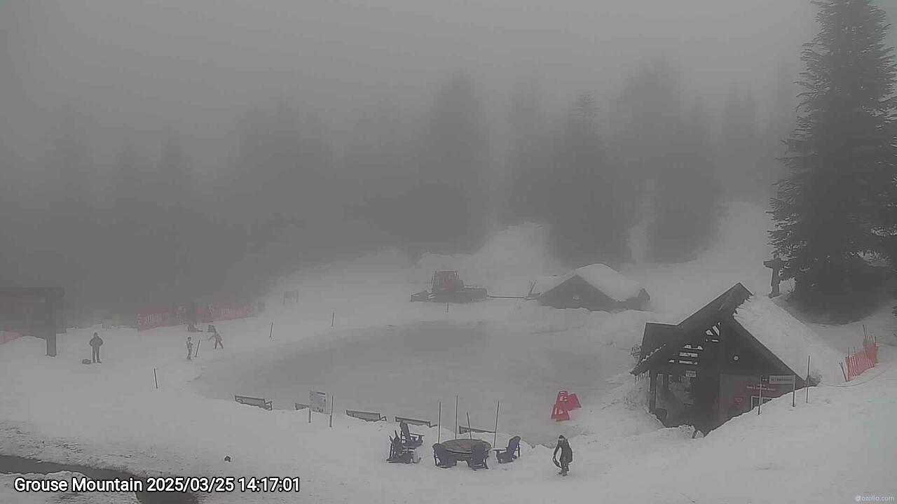 Webcam frame from Grouse Mountain on 2025/03/25