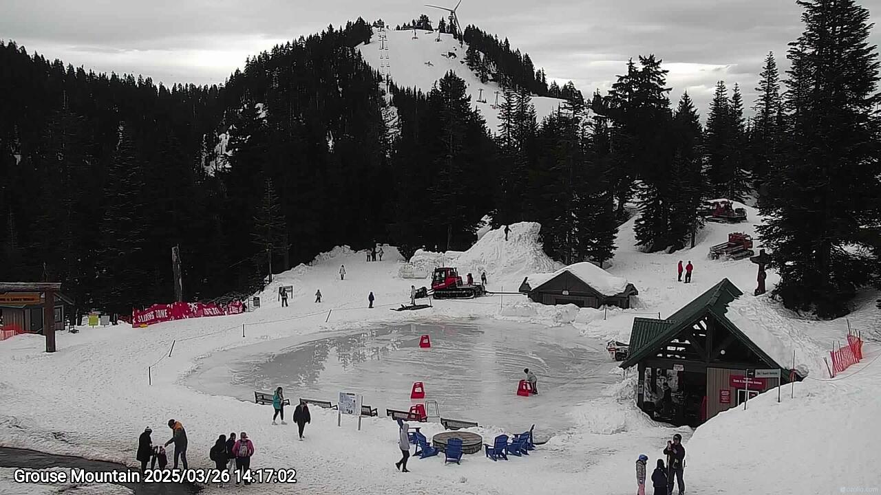 Webcam frame from Grouse Mountain on 2025/03/26
