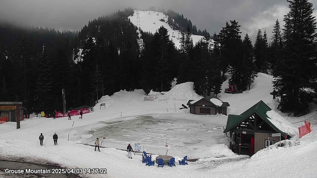 Webcam frame from Grouse Mountain on 2025/04/03