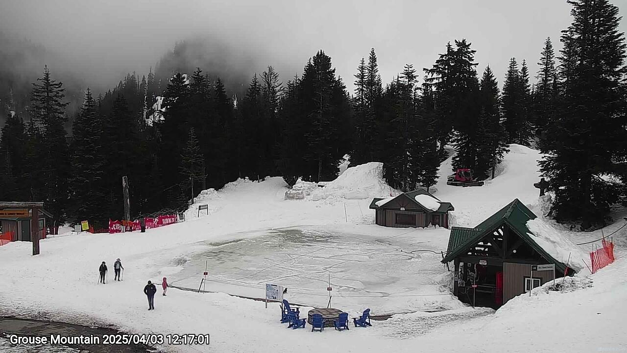 Webcam frame from Grouse Mountain at 2025/04/03 12:00