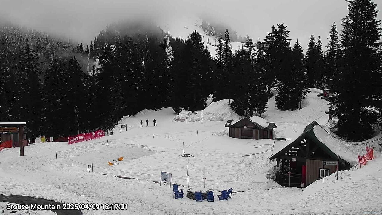 Webcam frame from Grouse Mountain at 2025/04/09 12:00