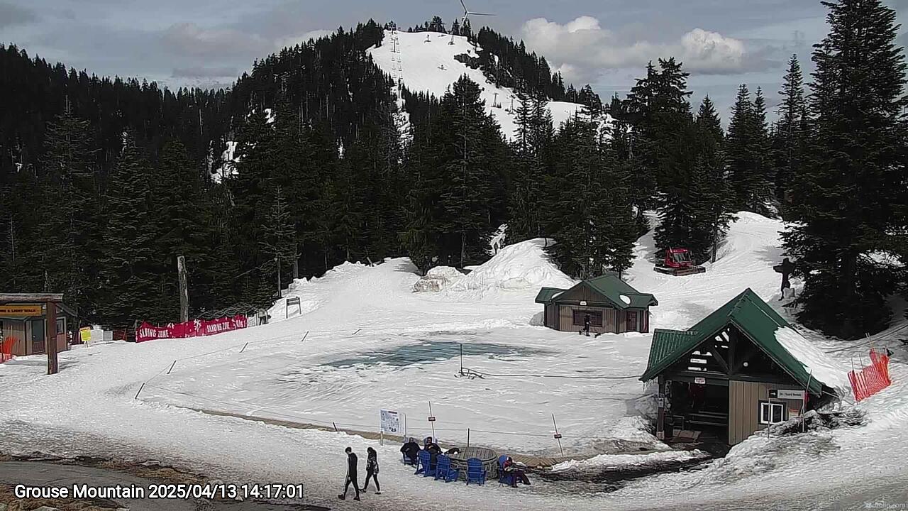 Webcam frame from Grouse Mountain on 2025/04/13