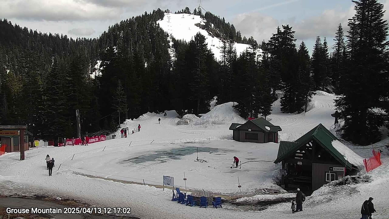 Webcam frame from Grouse Mountain at 2025/04/13 12:00