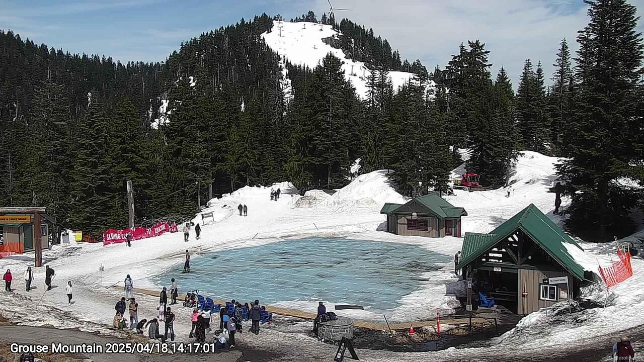 Webcam frame from Grouse Mountain on 2025/04/18