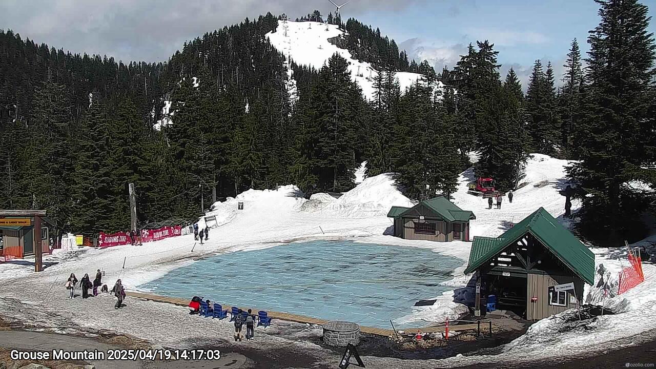 Webcam frame from Grouse Mountain on 2025/04/19