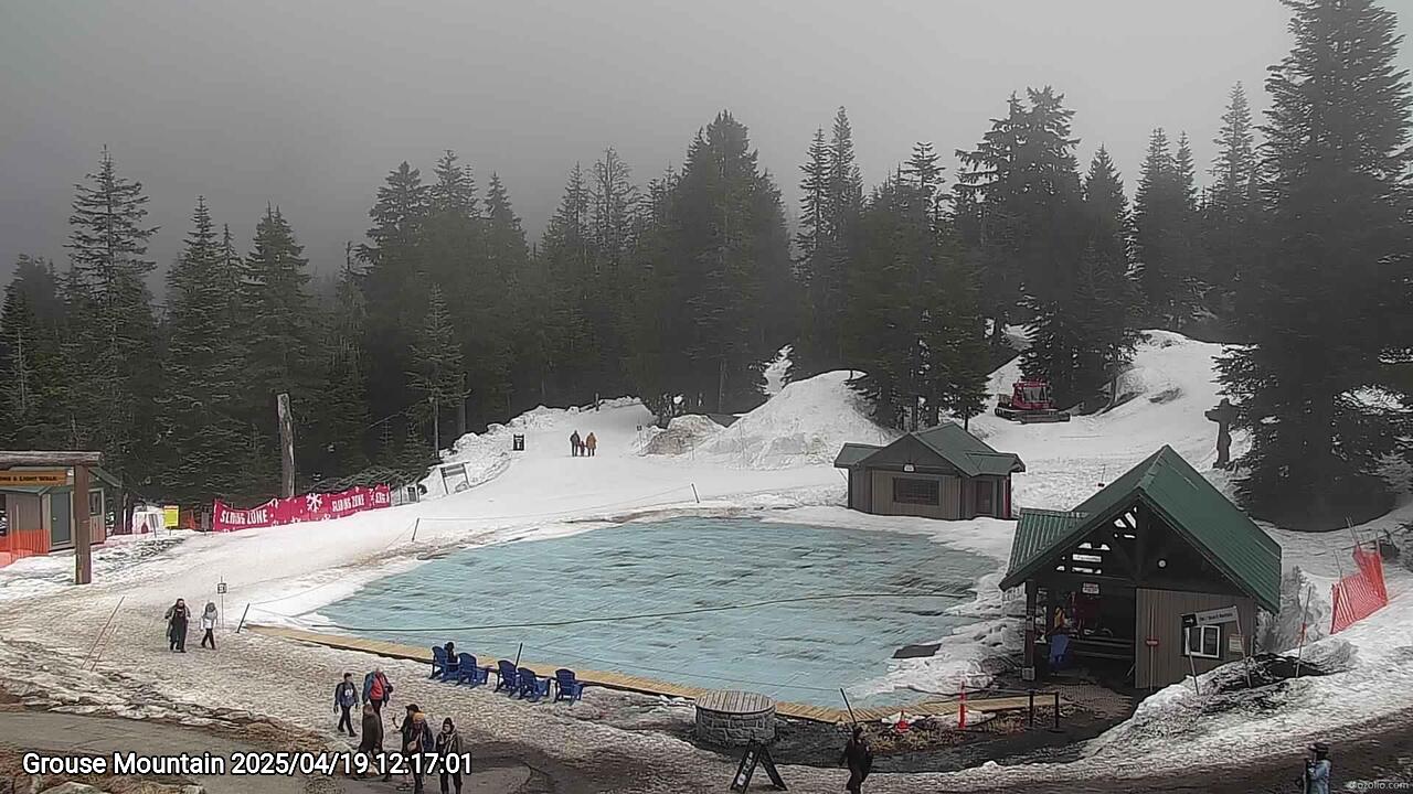 Webcam frame from Grouse Mountain at 2025/04/19 12:00