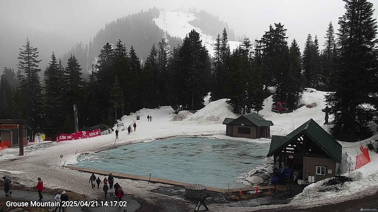 Webcam frame from Grouse Mountain on 2025/04/21