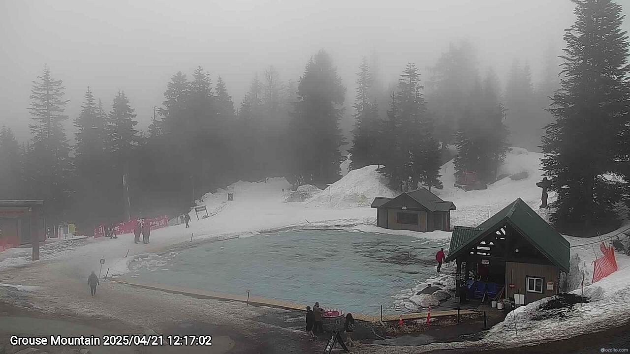Webcam frame from Grouse Mountain at 2025/04/21 12:00