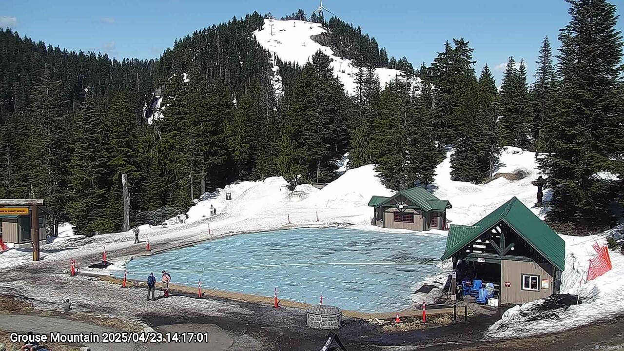 Webcam frame from Grouse Mountain on 2025/04/23