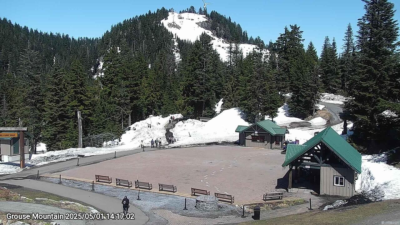 Webcam frame from Grouse Mountain on 2025/05/01