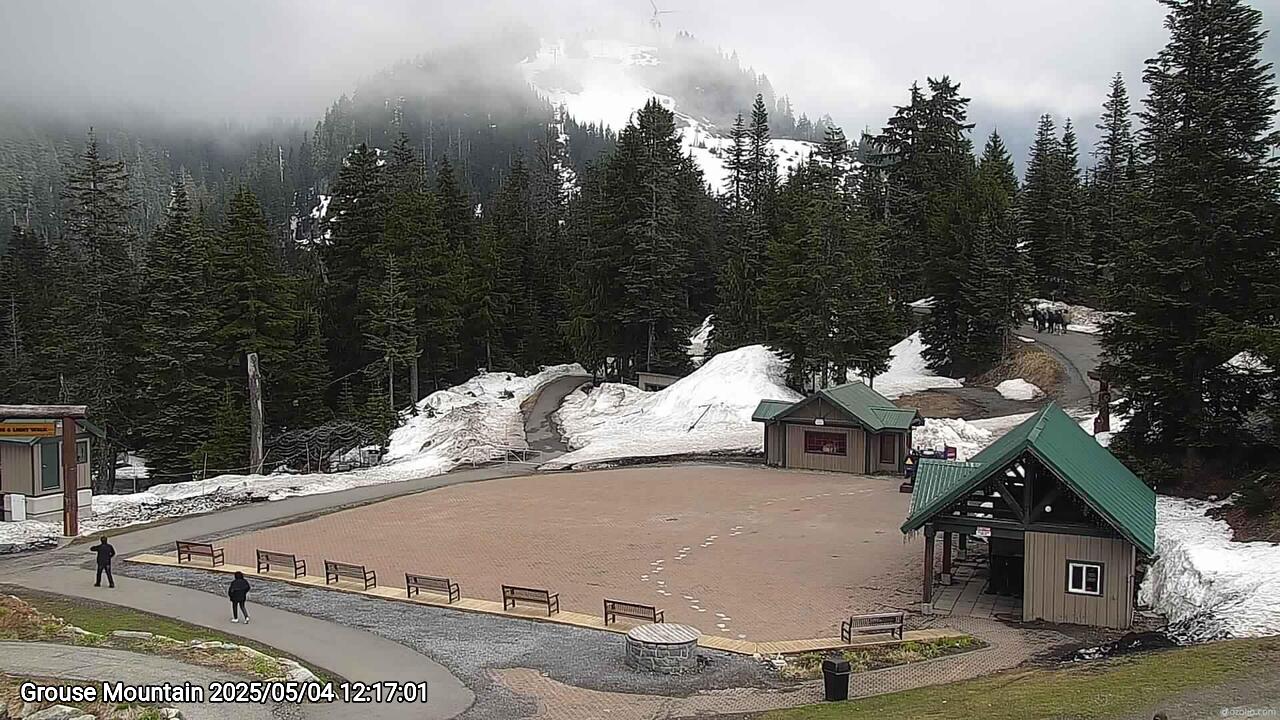 Webcam frame from Grouse Mountain at 2025/05/04 12:00