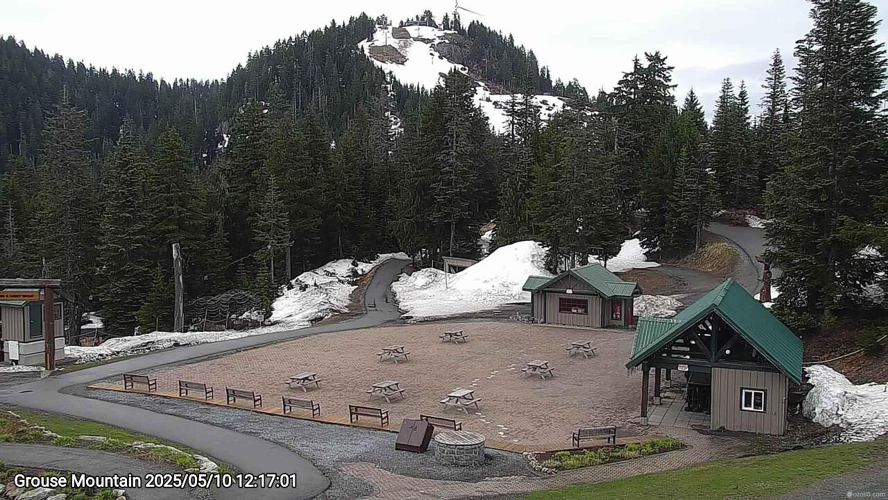 Webcam frame from Grouse Mountain at 2025/05/10 12:00