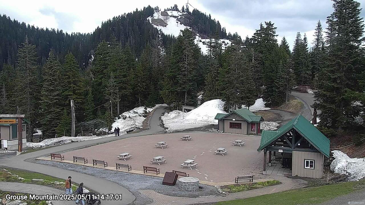 Webcam frame from Grouse Mountain on 2025/05/11