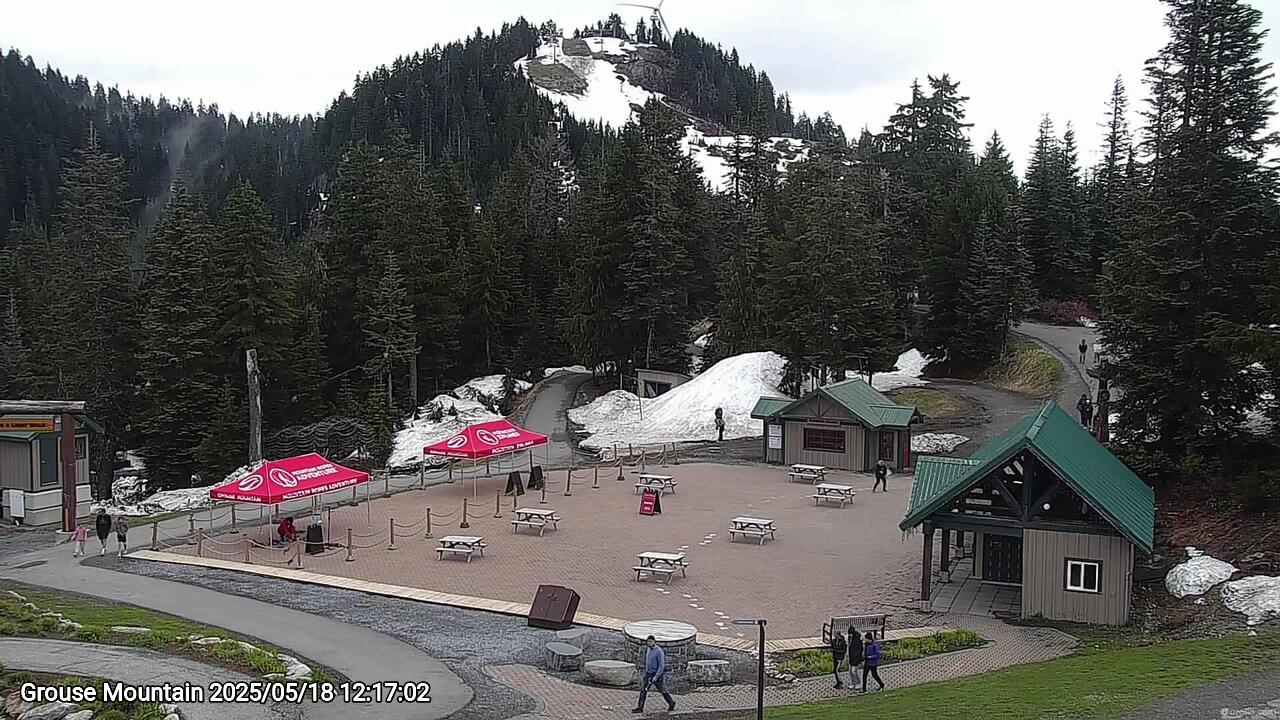 Webcam frame from Grouse Mountain at 2025/05/18 12:00