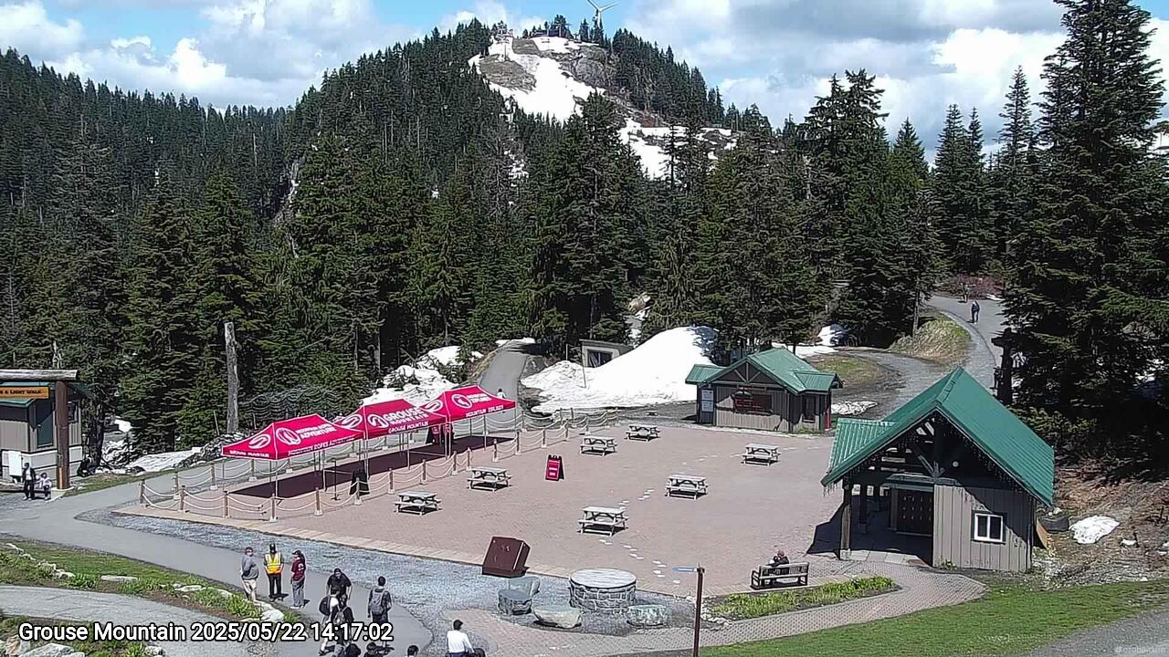 Webcam frame from Grouse Mountain on 2025/05/22
