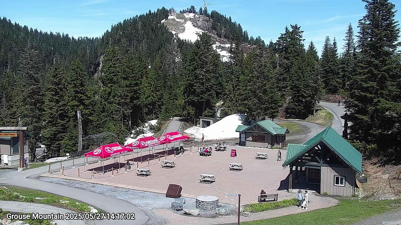 Webcam frame from Grouse Mountain on 2025/05/27