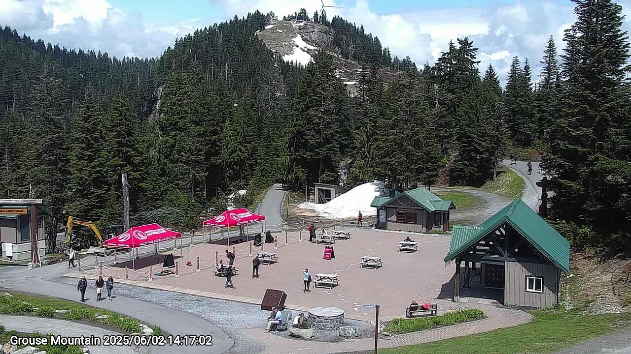 Webcam frame from Grouse Mountain on 2025/06/02