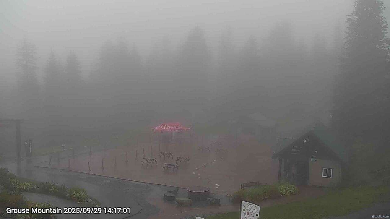 Webcam frame from Grouse Mountain on 2025/09/29