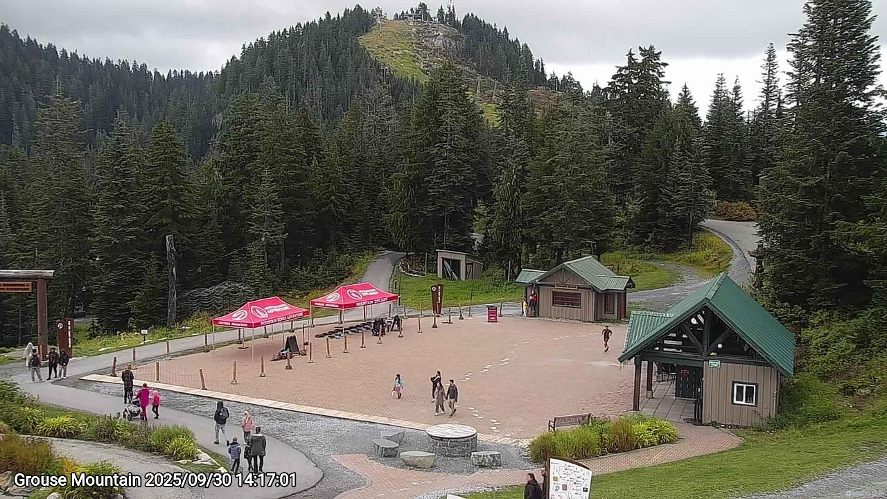 Webcam frame from Grouse Mountain on 2025/09/30