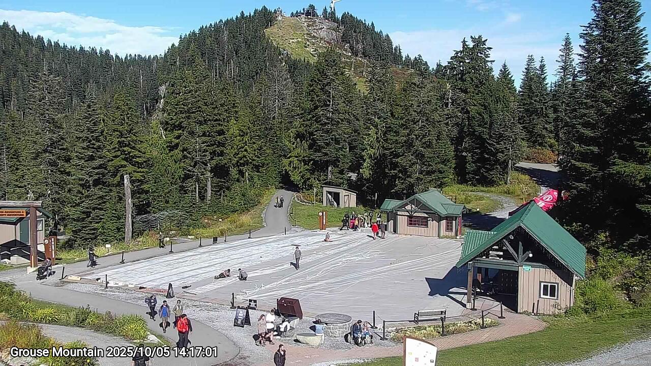 Webcam frame from Grouse Mountain on 2025/10/05