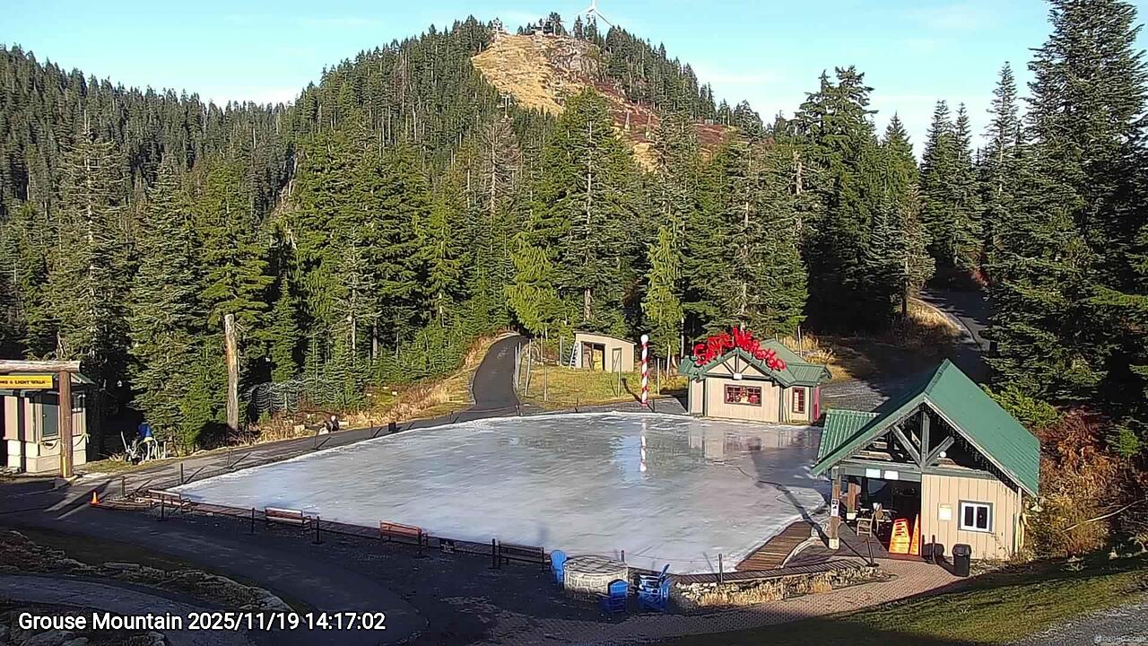 Webcam frame from Grouse Mountain on 2025/11/19
