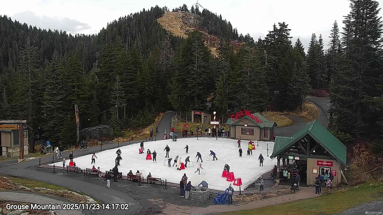 Webcam frame from Grouse Mountain on 2025/11/23