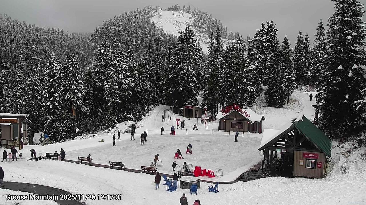 Webcam frame from Grouse Mountain at 2025/11/26 12:00