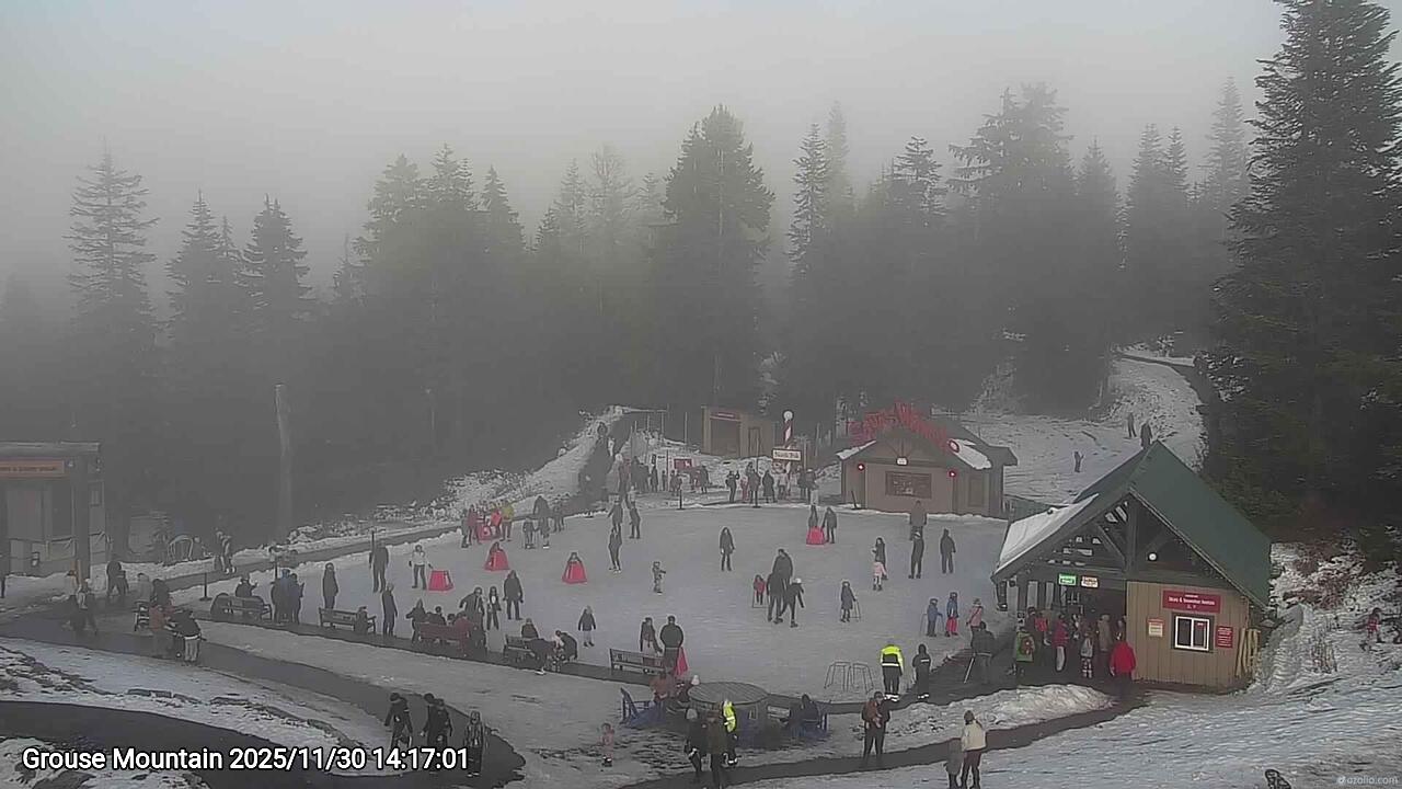Webcam frame from Grouse Mountain on 2025/11/30