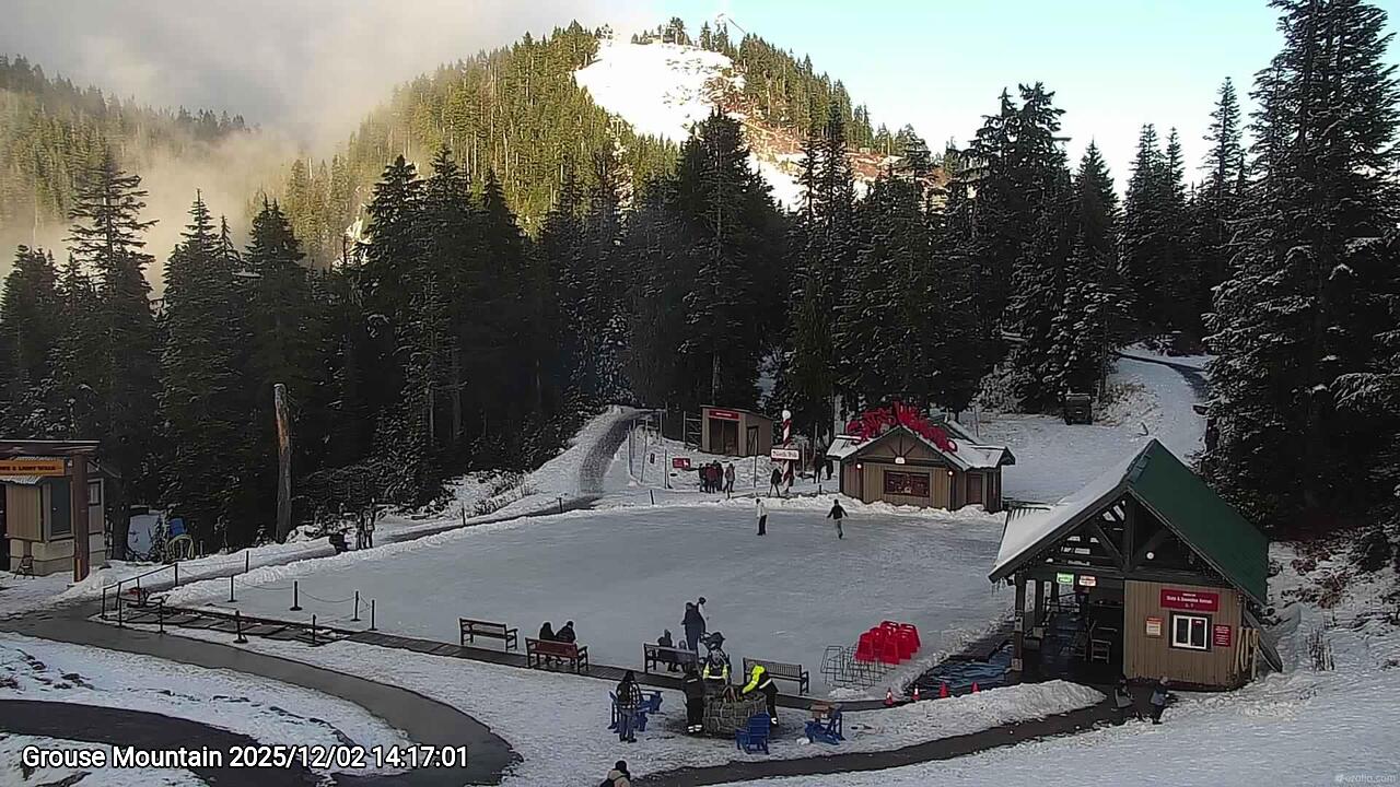 Webcam frame from Grouse Mountain on 2025/12/02