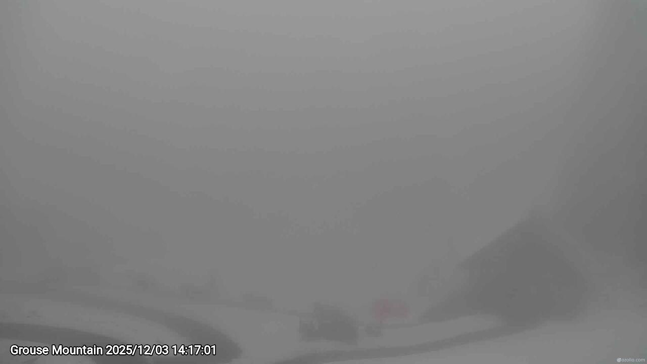 Webcam frame from Grouse Mountain on 2025/12/03