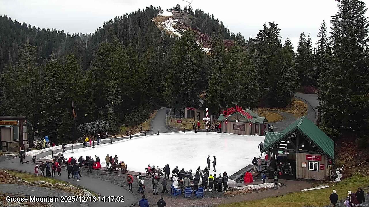 Webcam frame from Grouse Mountain on 2025/12/13