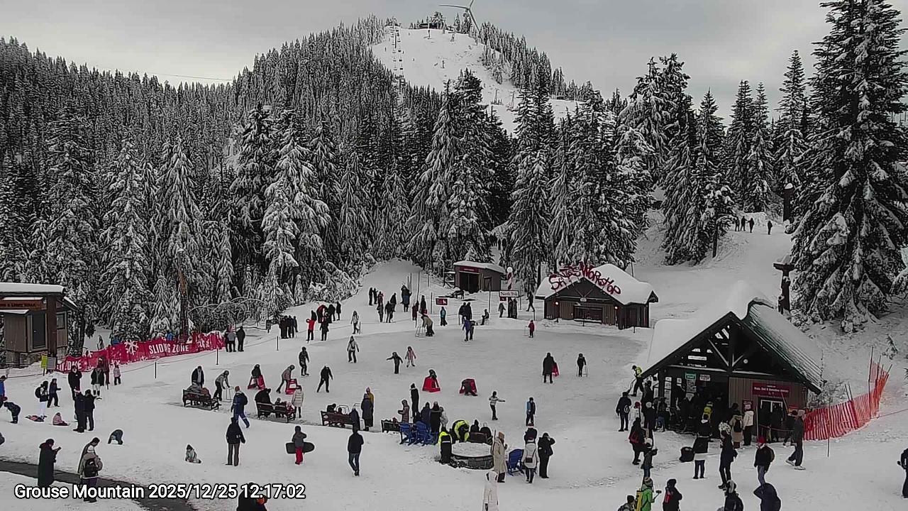 Webcam frame from Grouse Mountain at 2025/12/25 12:00