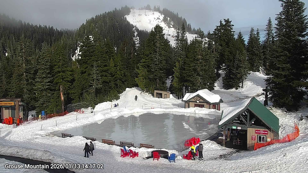 Webcam frame from Grouse Mountain on 2026/01/13