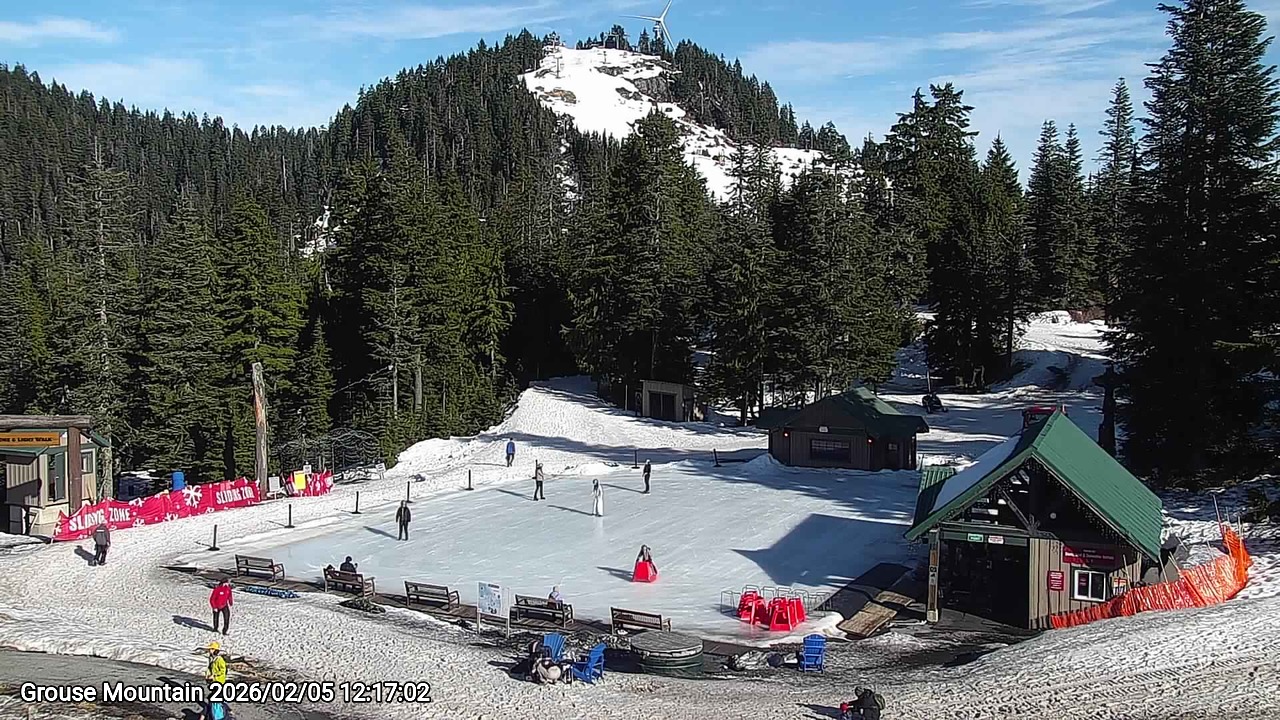 Webcam frame from Grouse Mountain at 2026/02/05 12:00