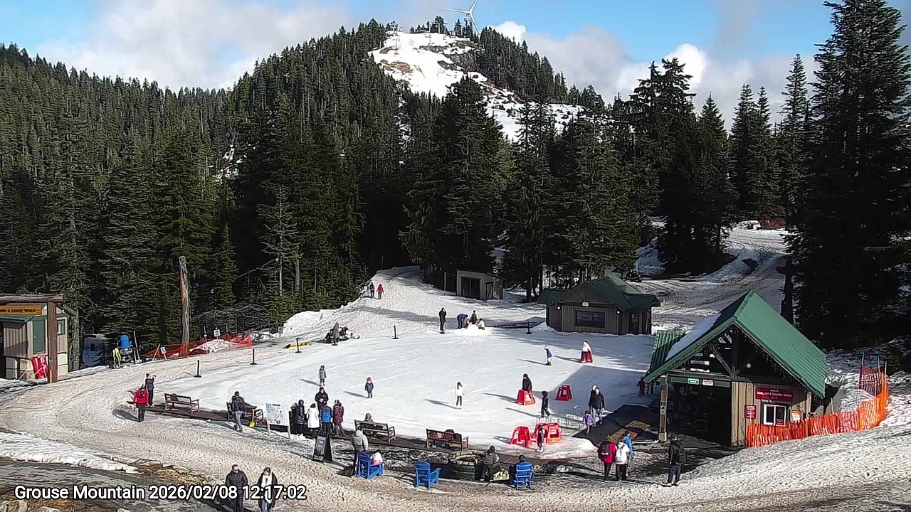 Webcam frame from Grouse Mountain at 2026/02/08 12:00