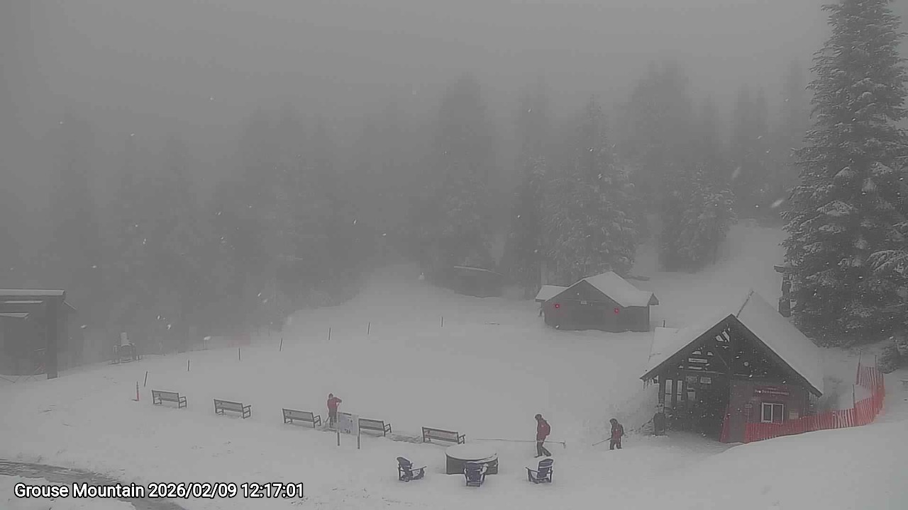 Webcam frame from Grouse Mountain at 2026/02/09 12:00