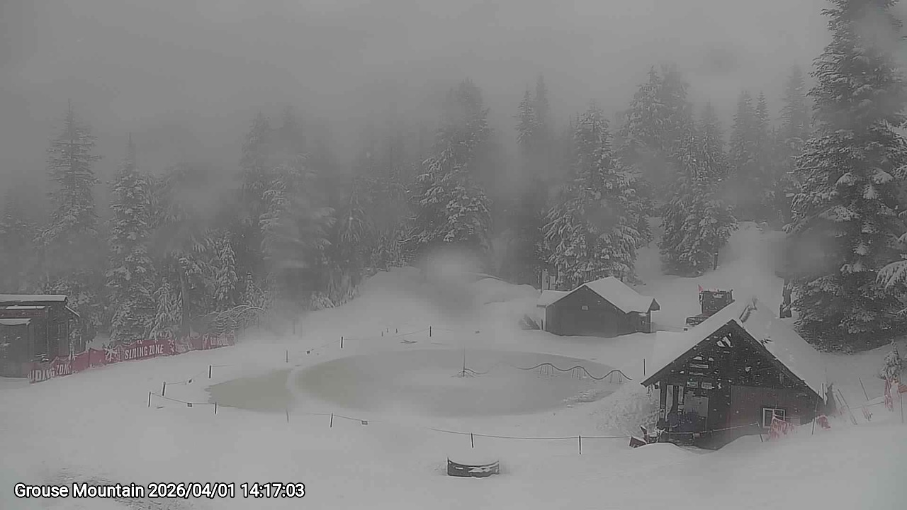 Webcam frame from Grouse Mountain on 2026/04/01