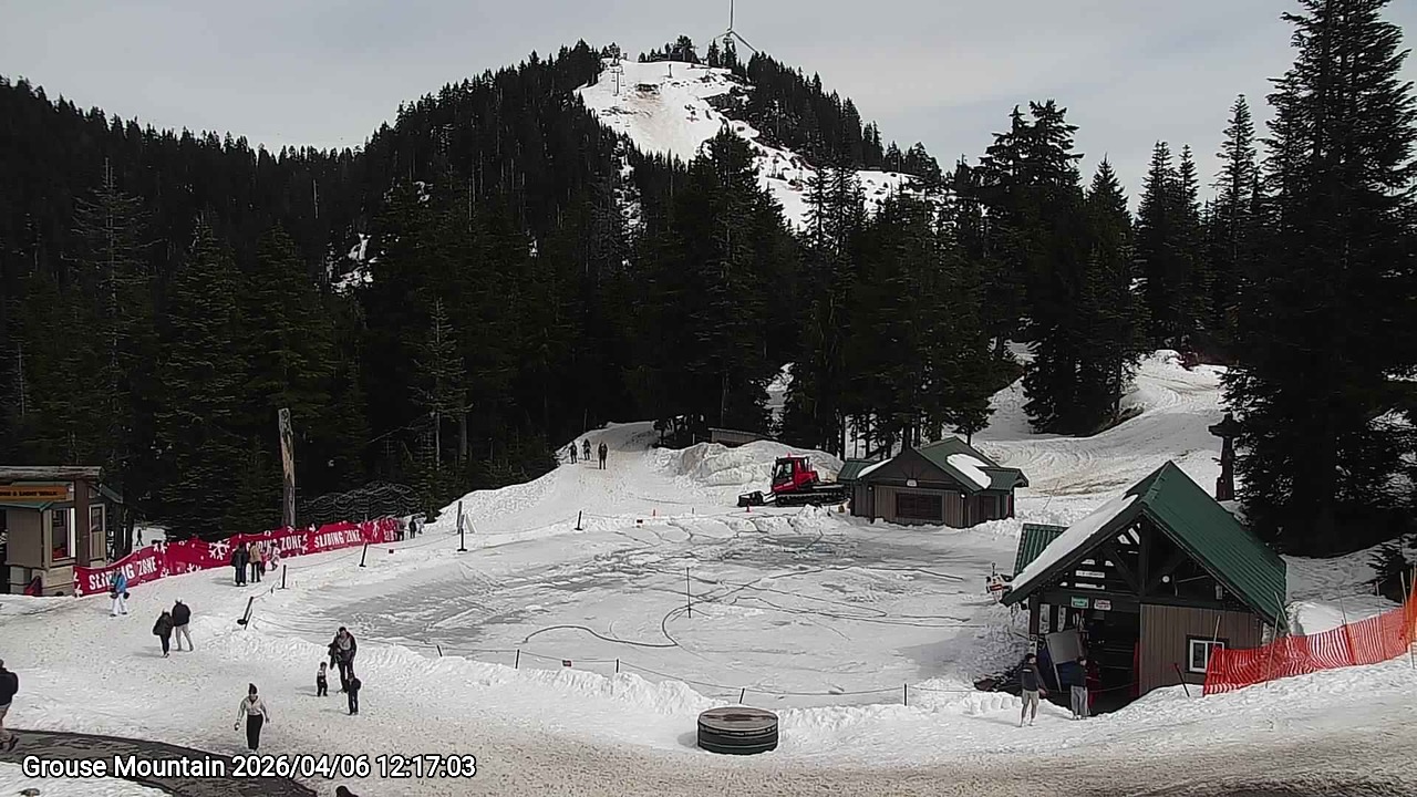 Webcam frame from Grouse Mountain at 2026/04/06 12:00